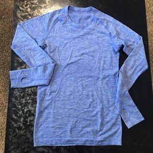LULULEMON BLUE SWIFTLY TECH LONG SLEEVE CREW SZ 6